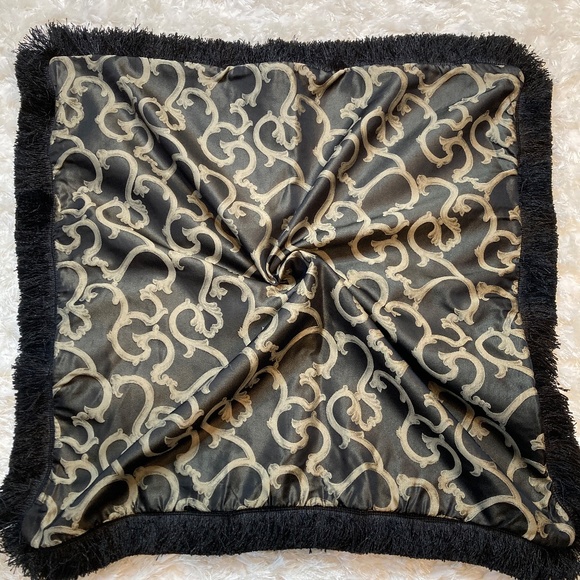 - 🖤 CUSTOM MADE EUROPEAN CUSHION COVERS (4) - Picture 1 of 8